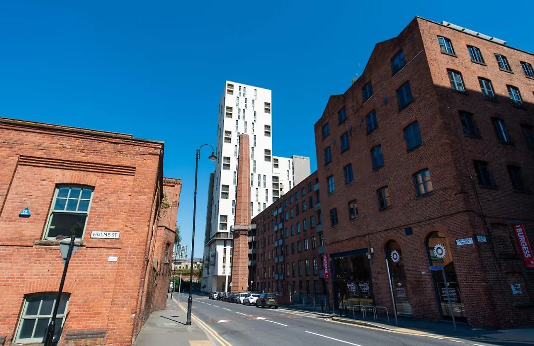 The Assembly Manchester Oasis Holding-1